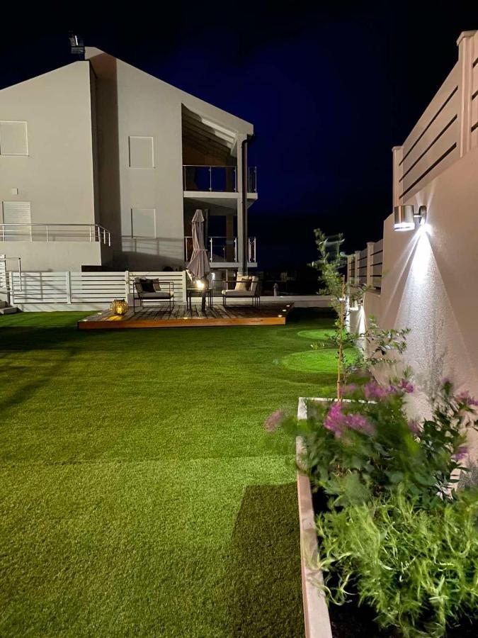 Ellavis Apartments מראה חיצוני תמונה