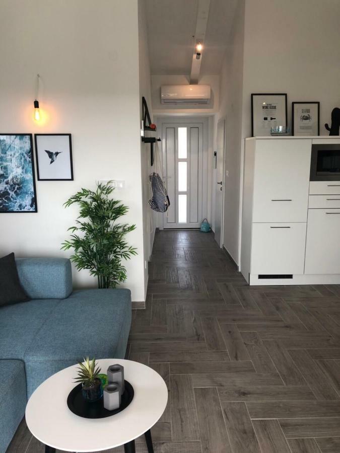 Ellavis Apartments מראה חיצוני תמונה