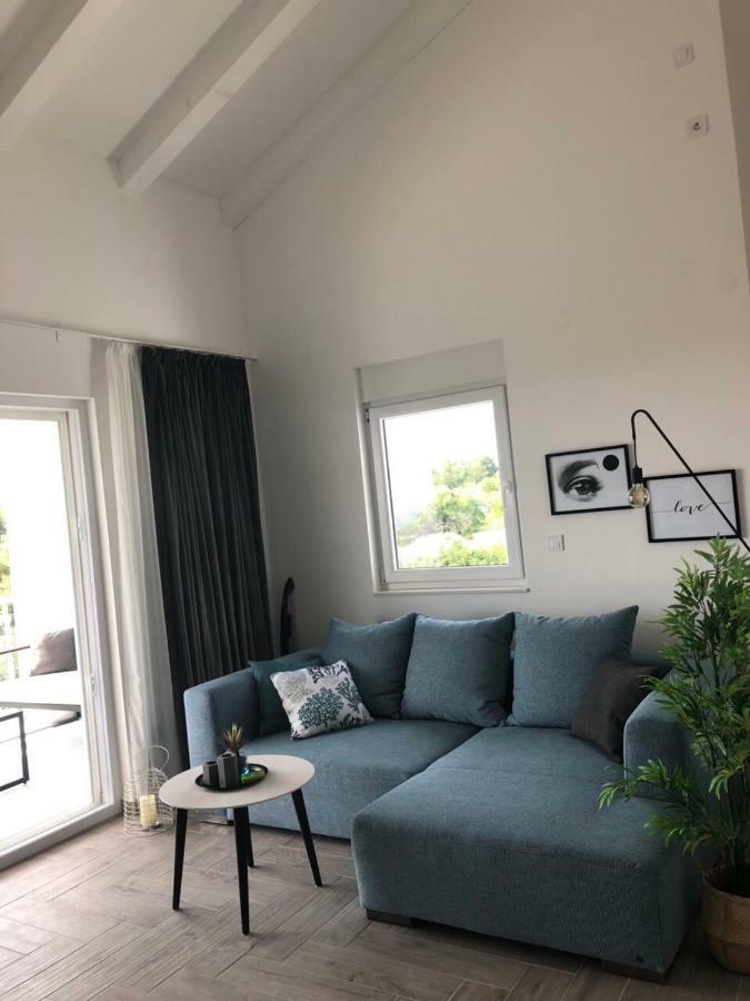 Ellavis Apartments מראה חיצוני תמונה