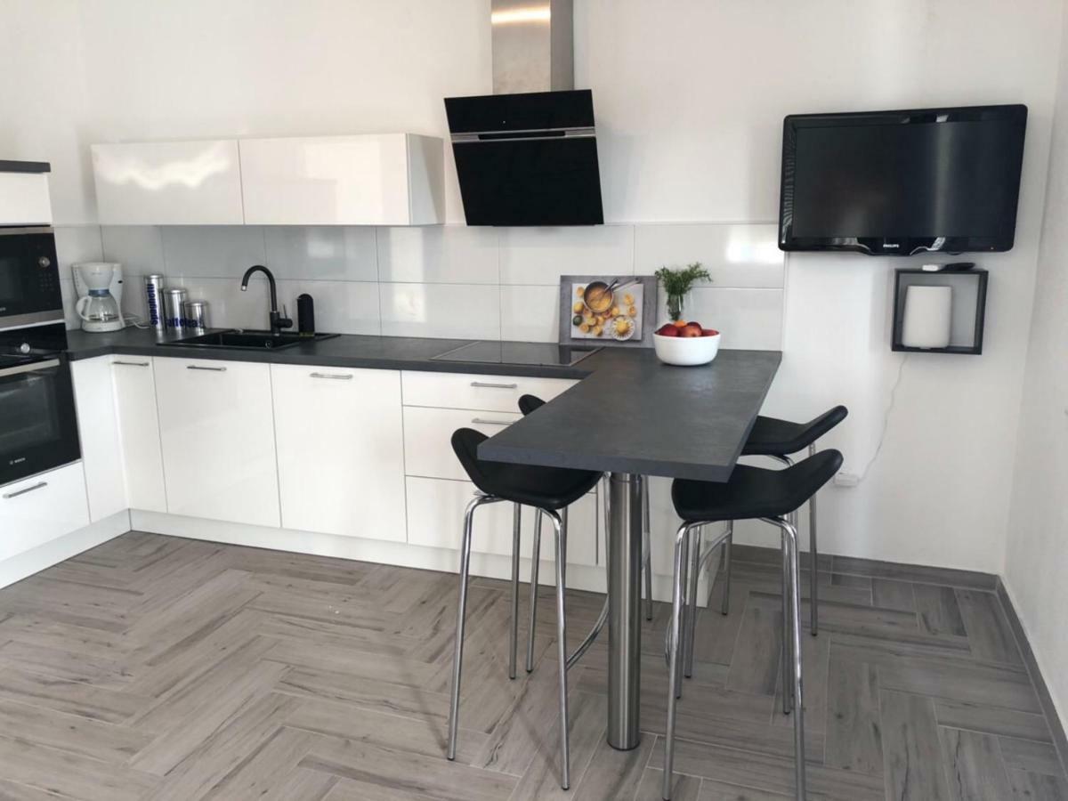 Ellavis Apartments מראה חיצוני תמונה