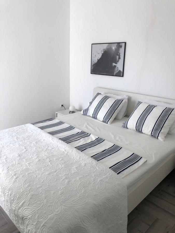 Ellavis Apartments מראה חיצוני תמונה